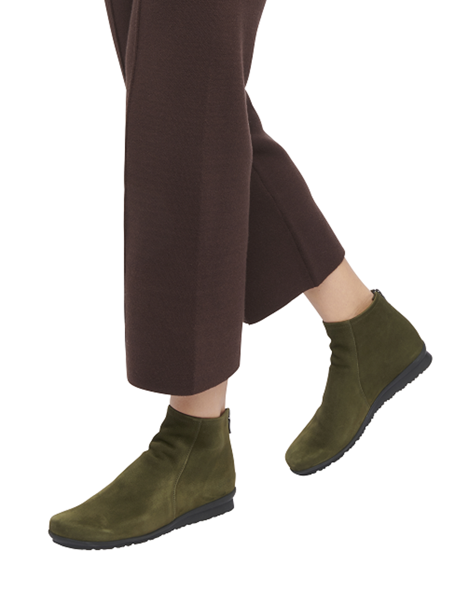 Arche / Baryky - Khaki