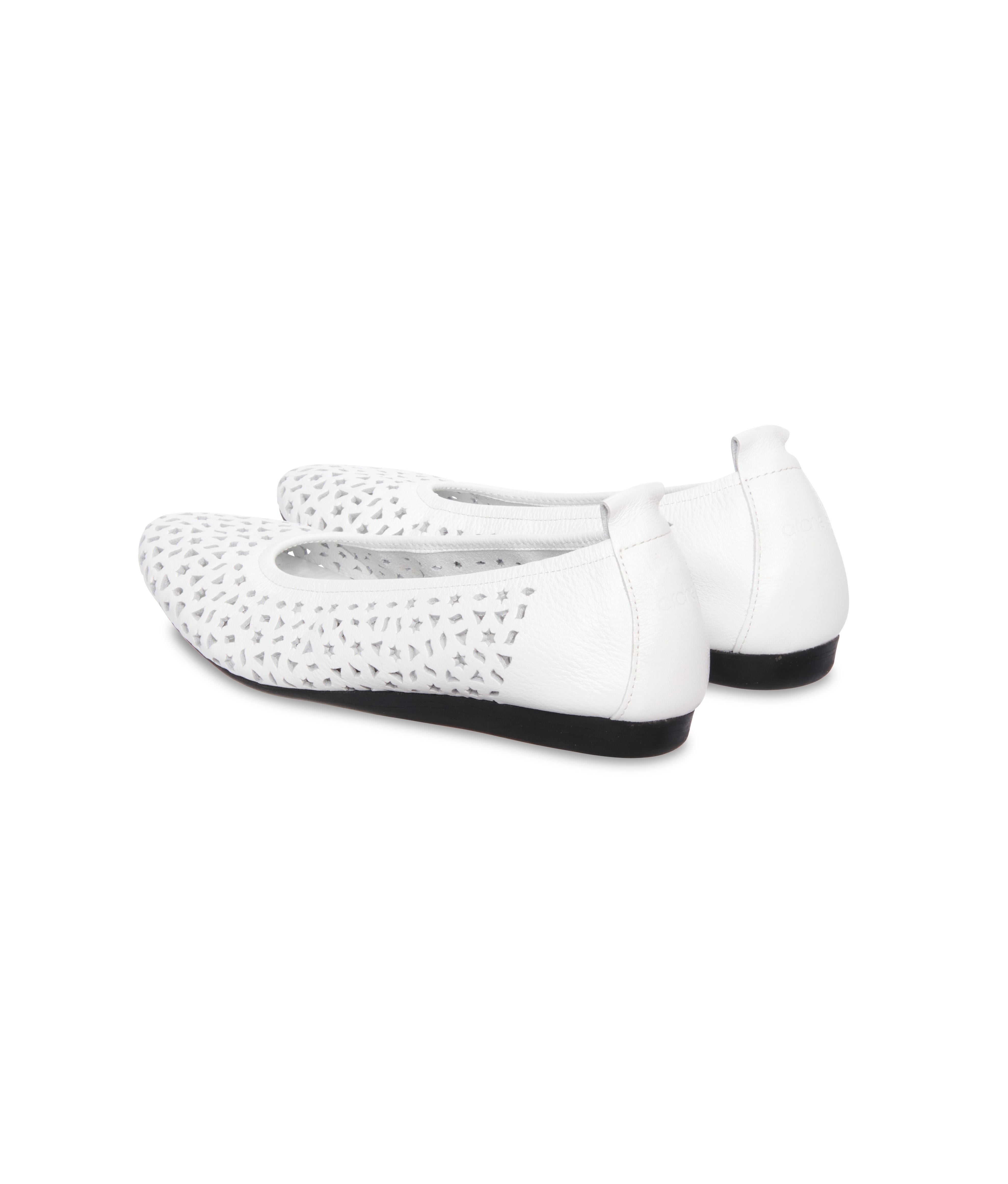 Arche / Lilly - White