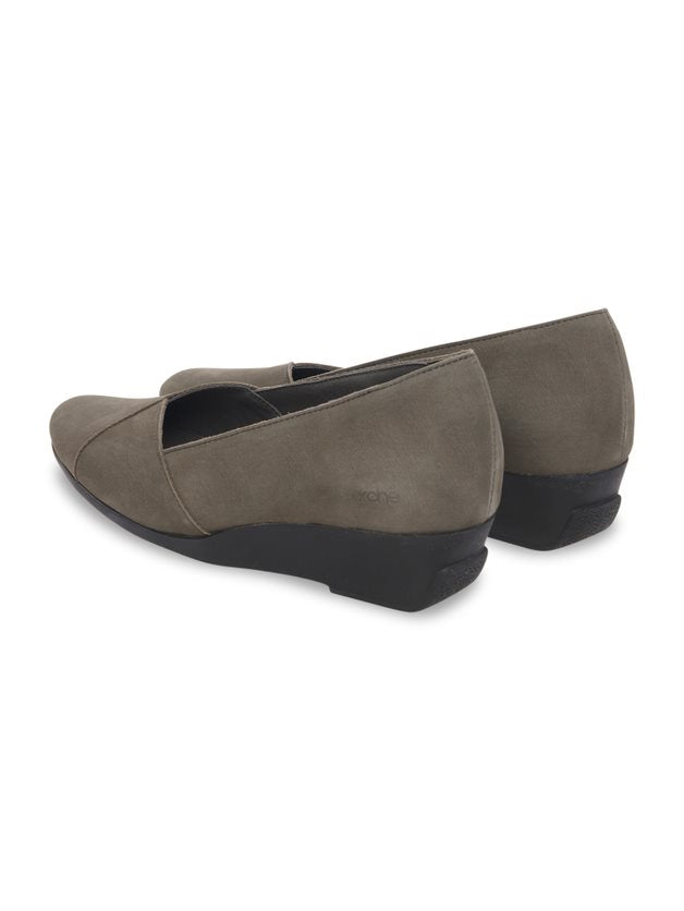 Arche / Anyssi - Castor