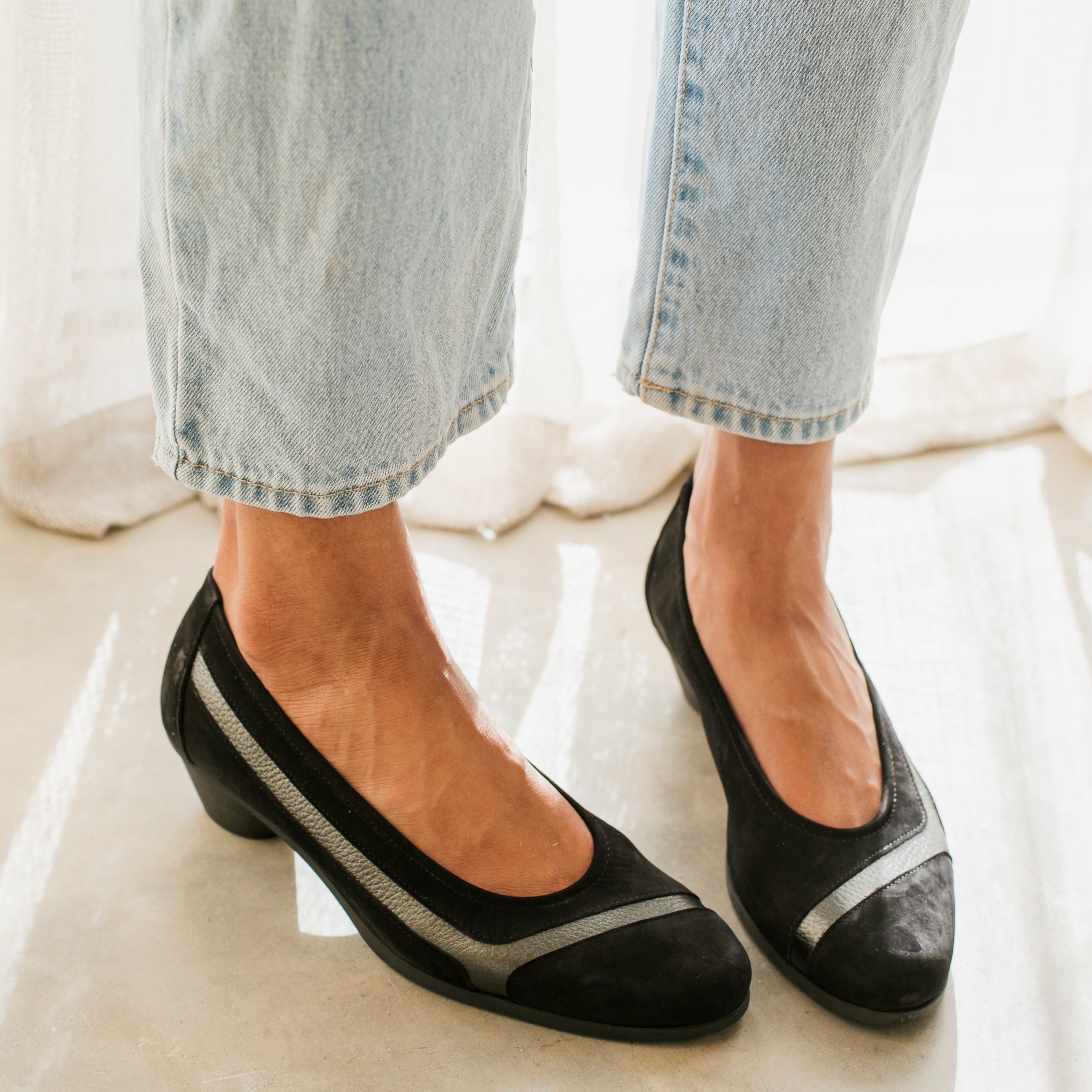 Arche / Cyline - Black