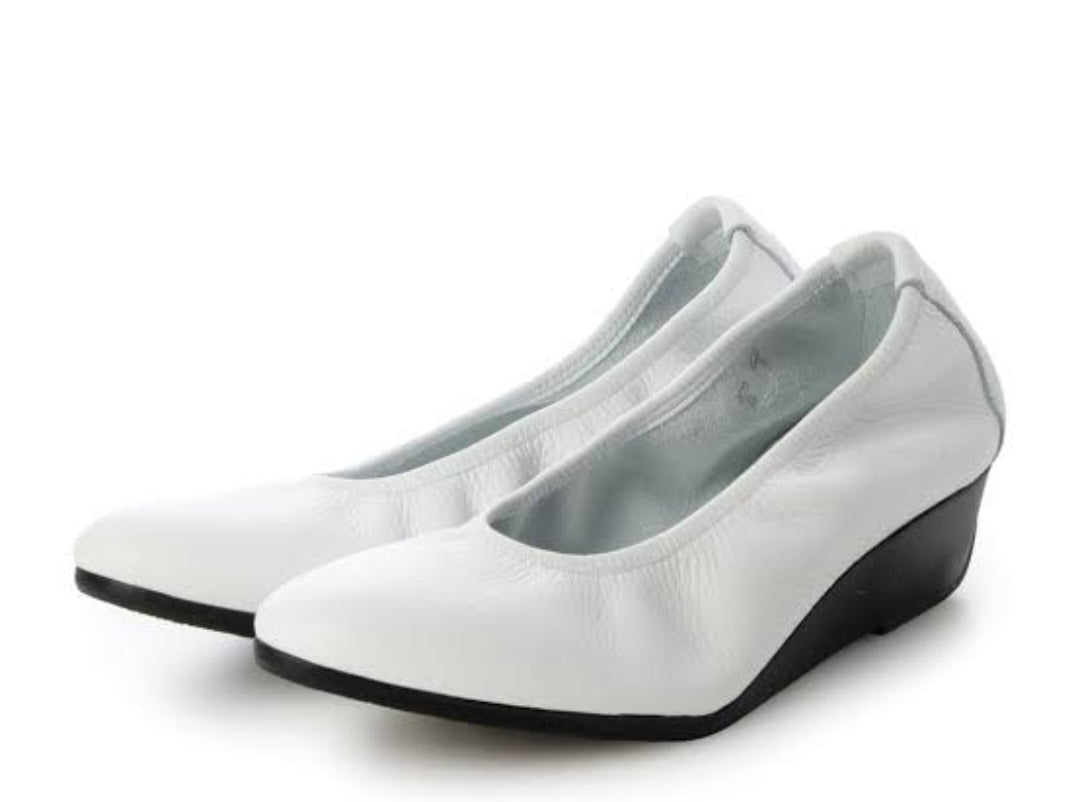 Arche / Anyako - White