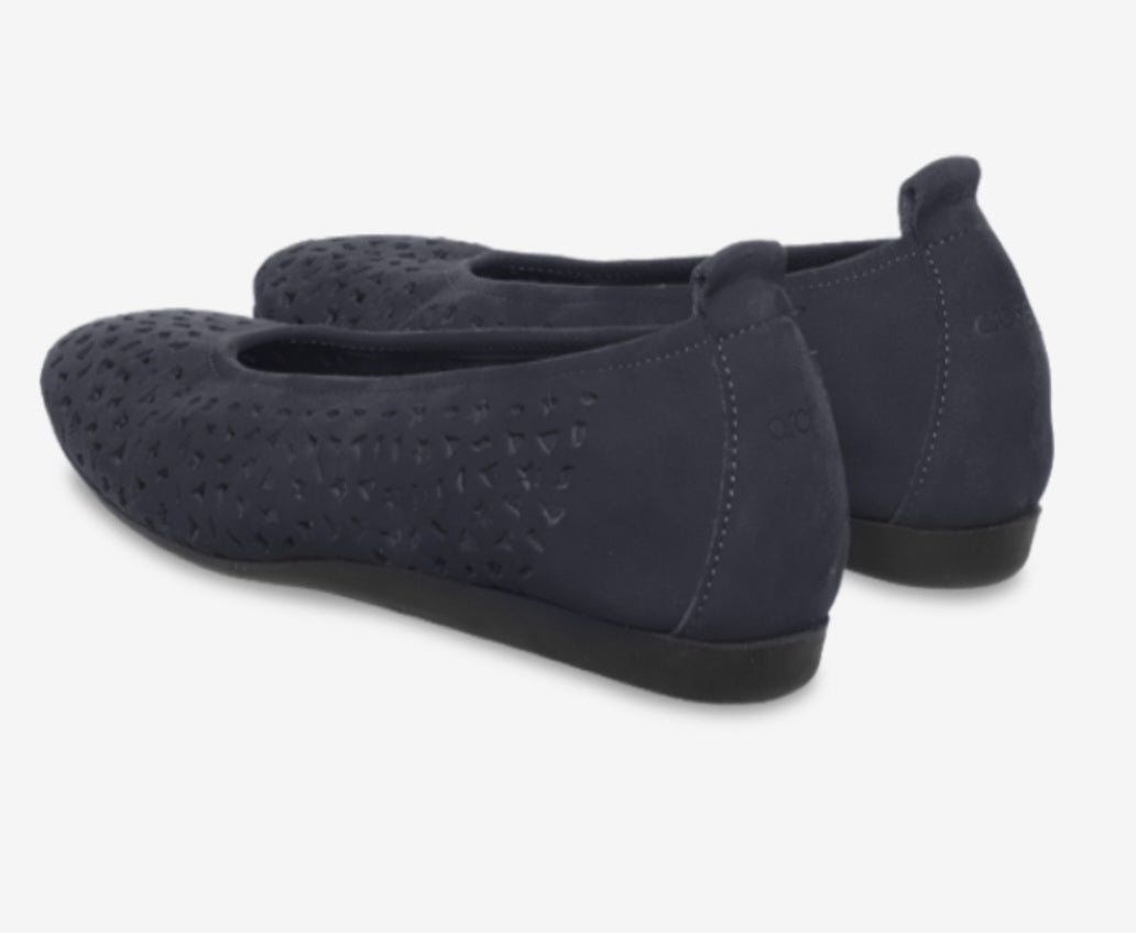 Arche / Lilly - Navy
