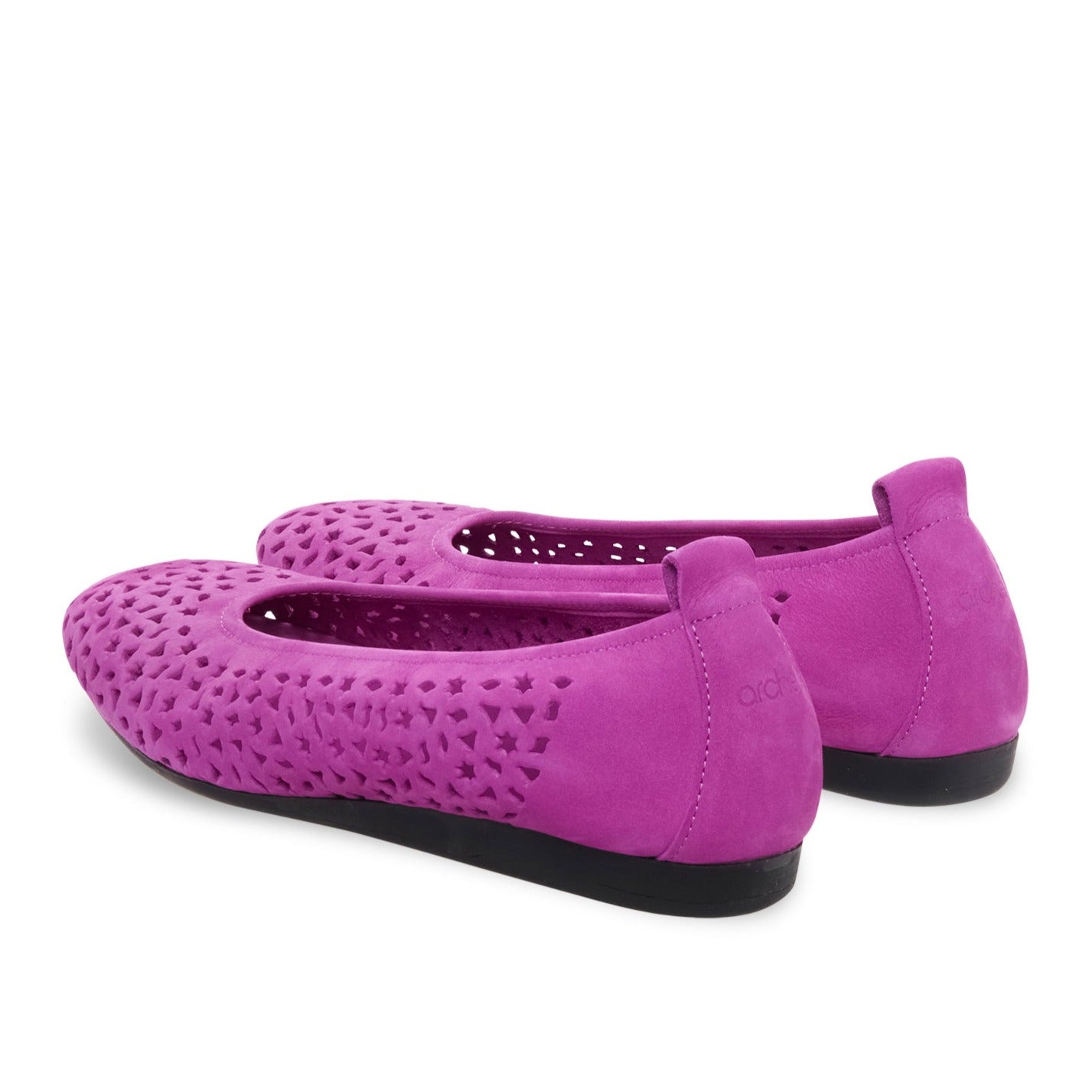 Arche / Lilly - Theoda