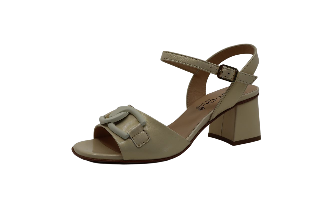 MOT-CLè / 1785 - Nude