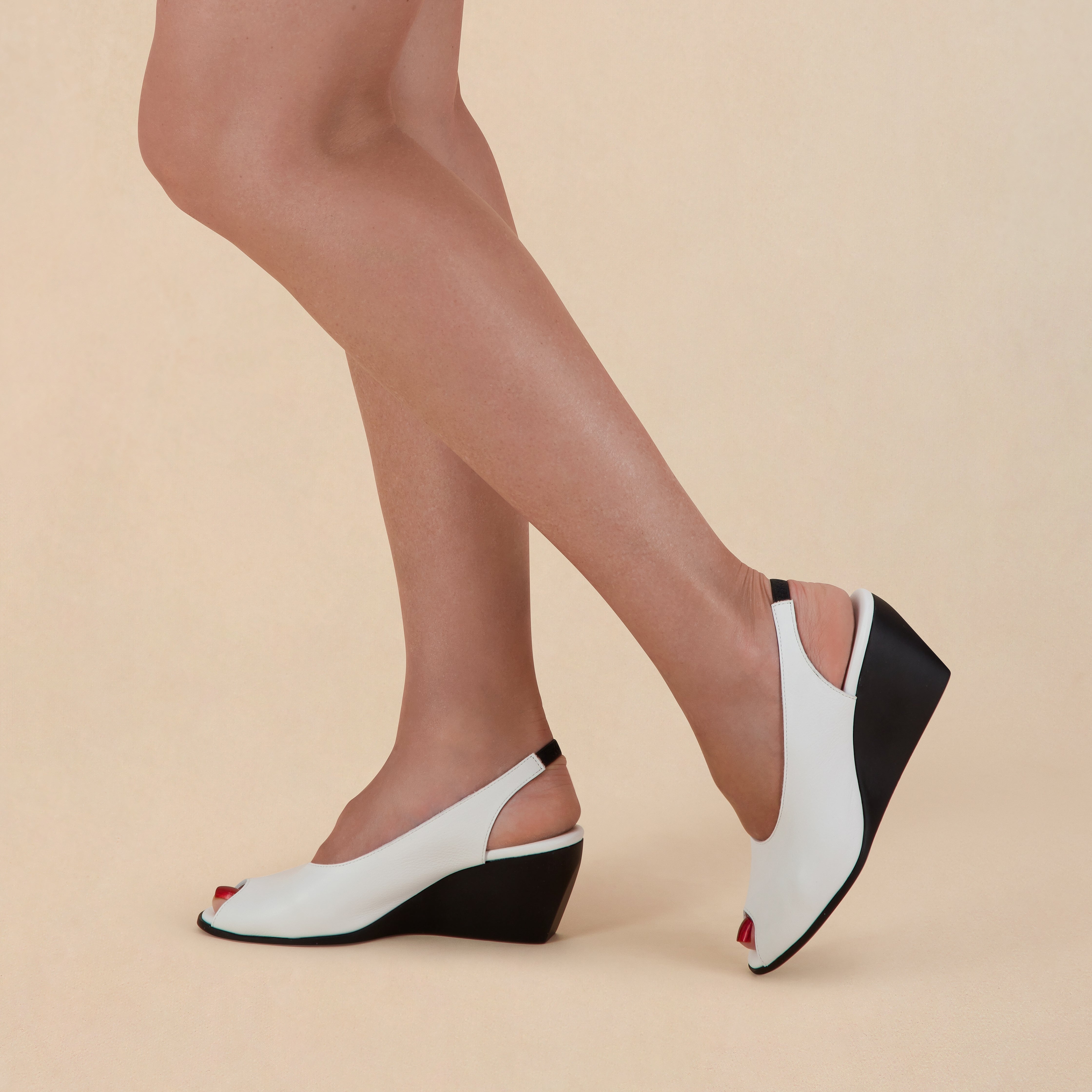 Arche / Egaely - White