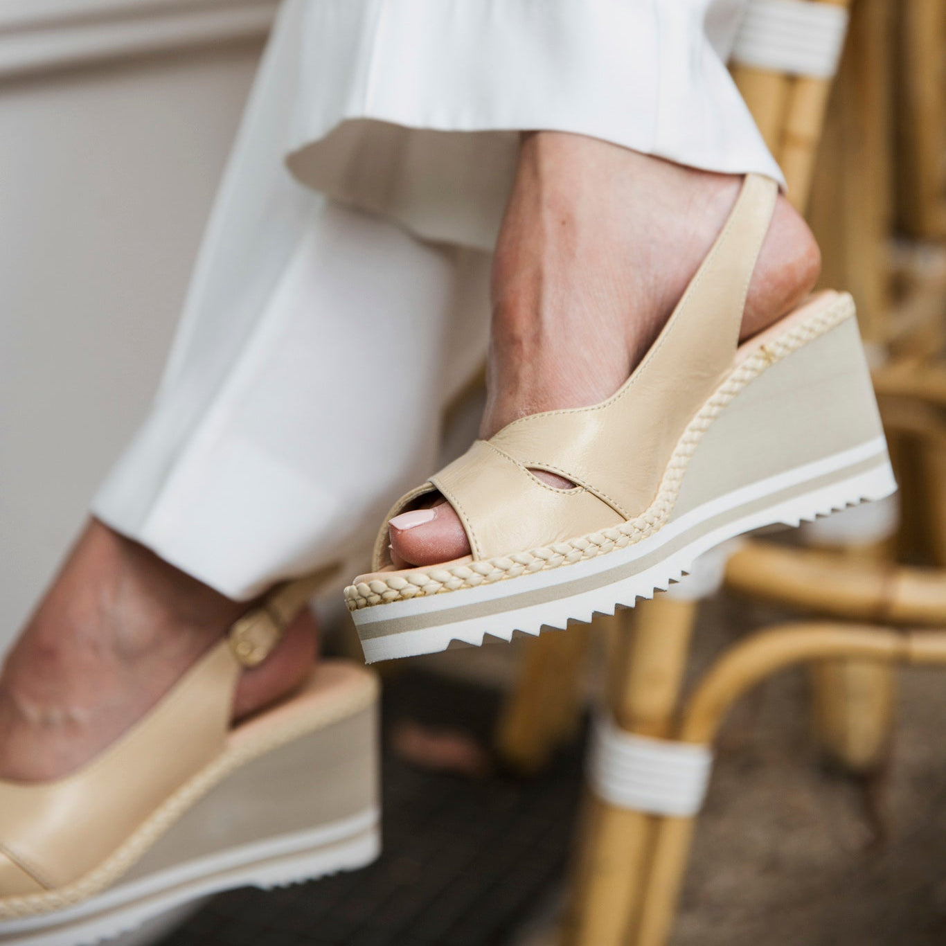 MOT CLé / 2050 - Beige