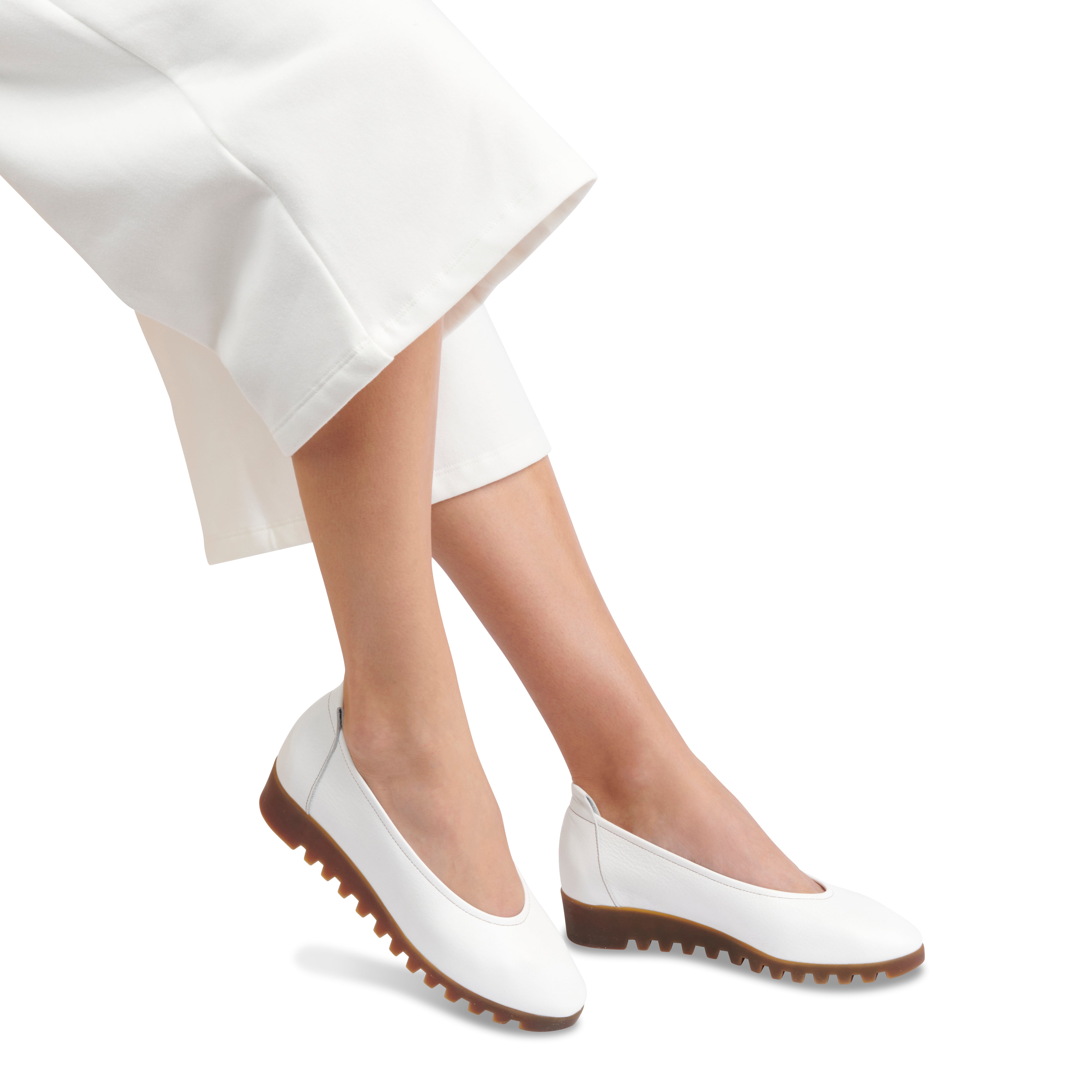 Arche / Lomiss - White