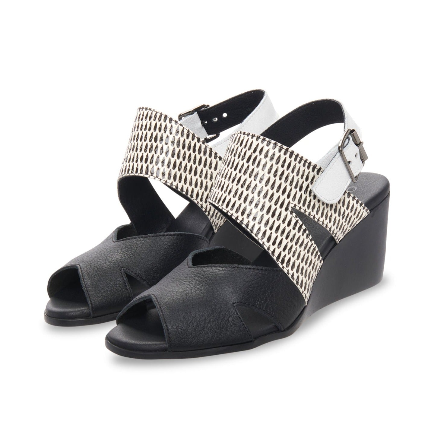 Arche / Egrini - Black