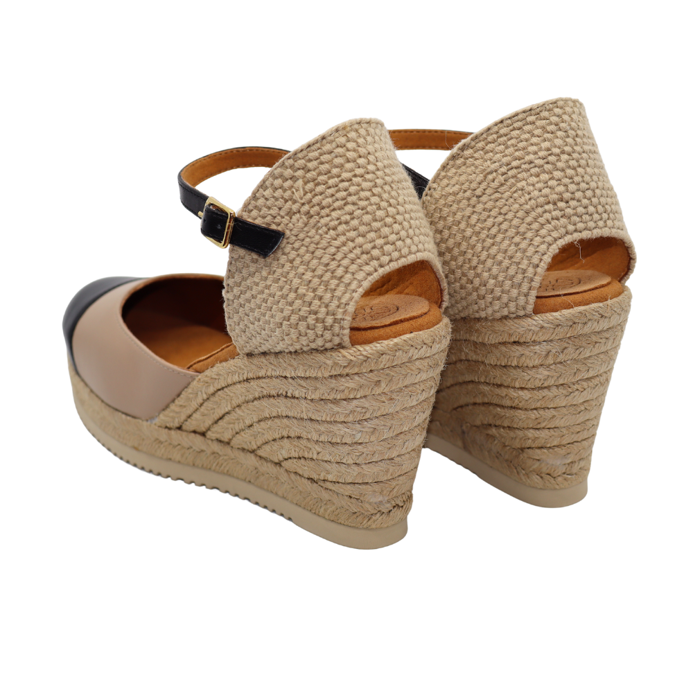 UNISA / Cava - Nude and Black