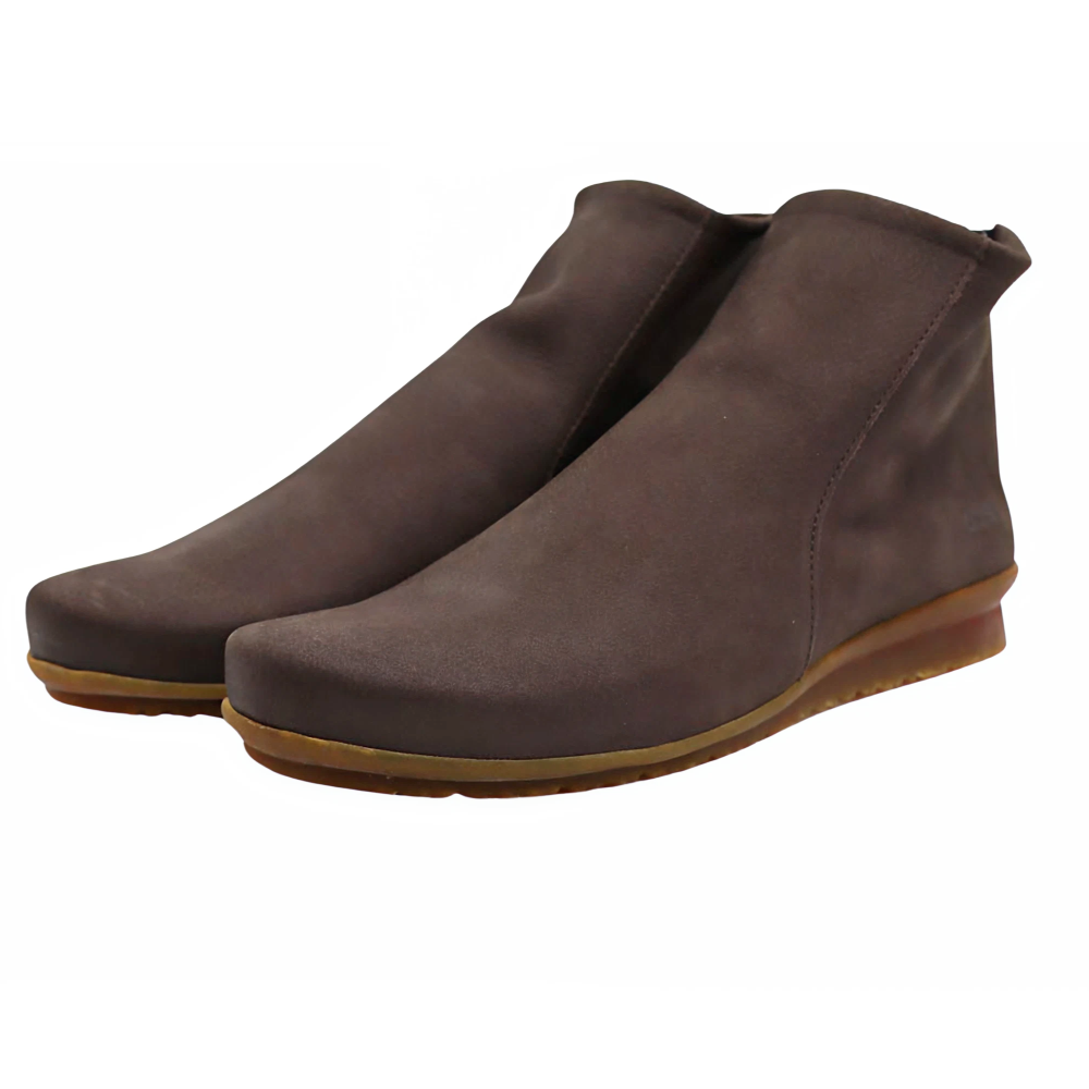 Arche / Baryky - Truffle