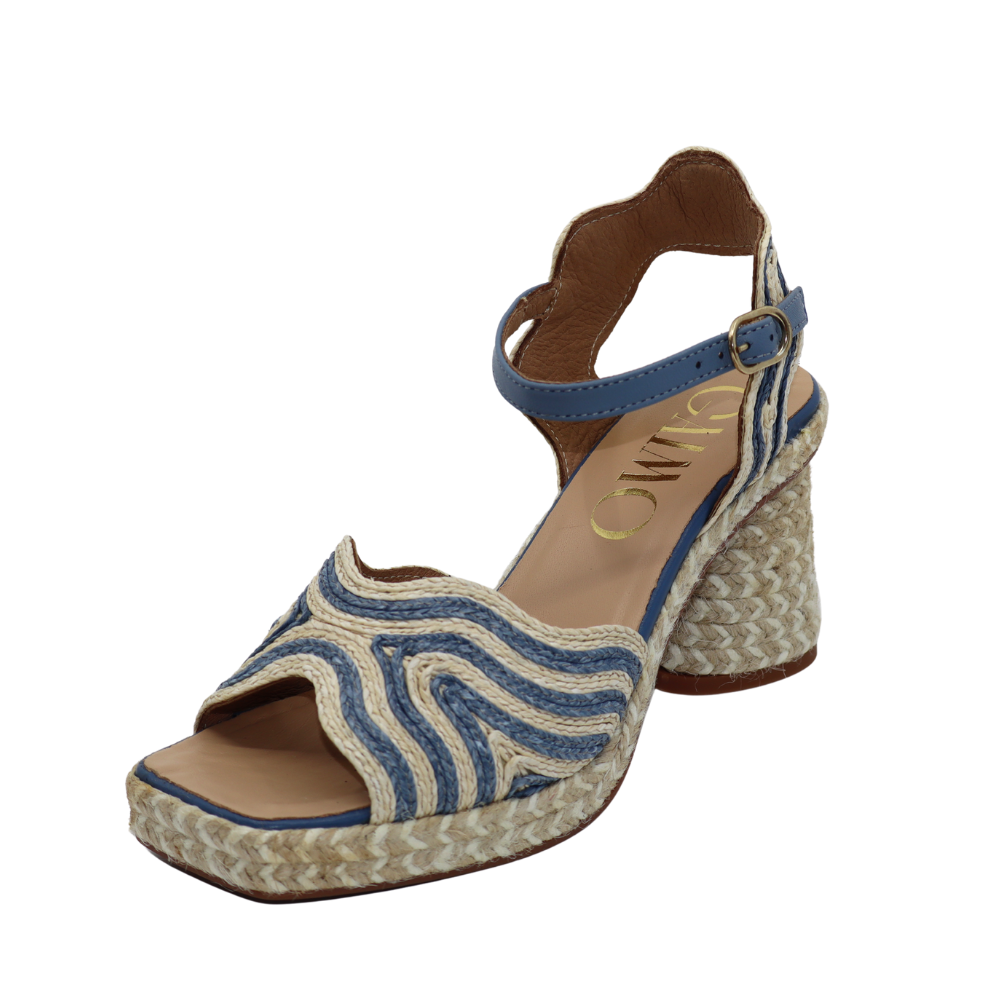 Gaimo / Danae - Blue and Natural