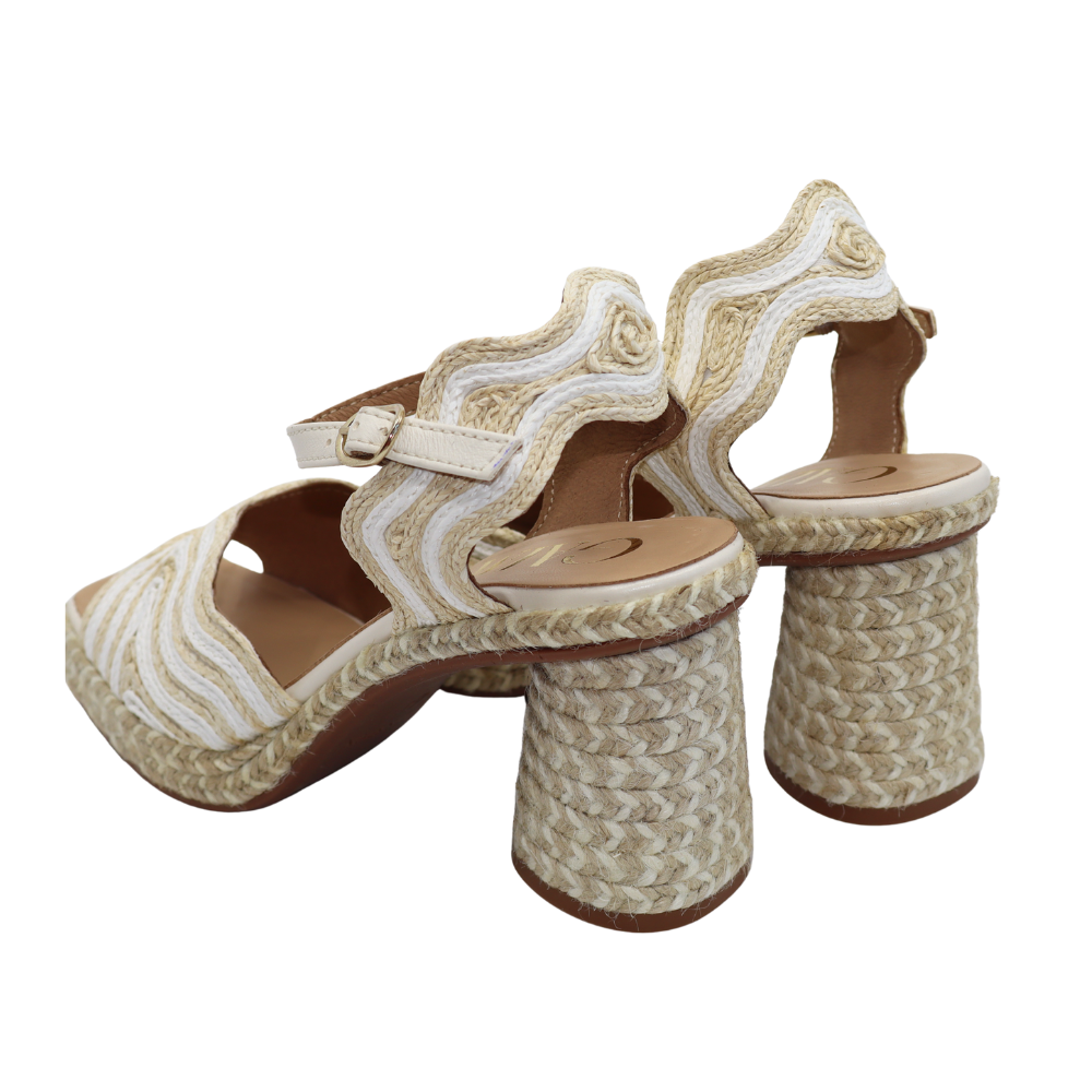 Gaimo / Danae - White and Natural