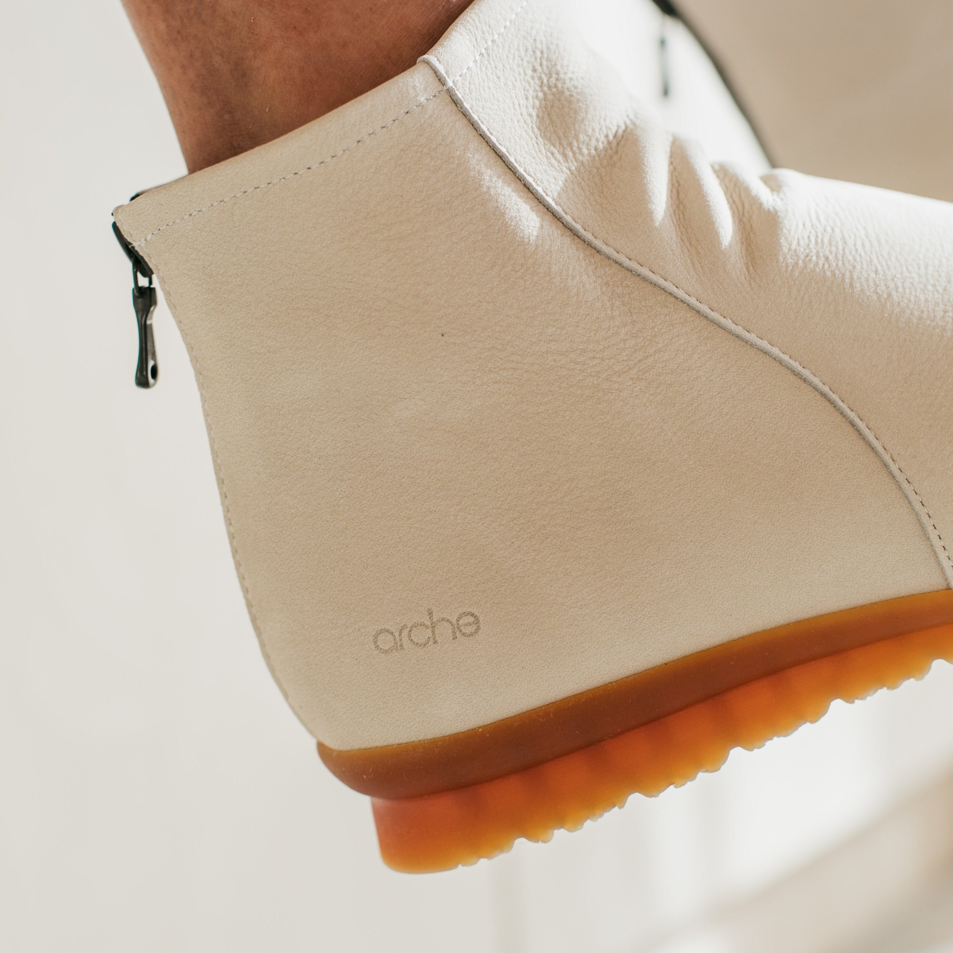 Arche / Baryky - Ivory