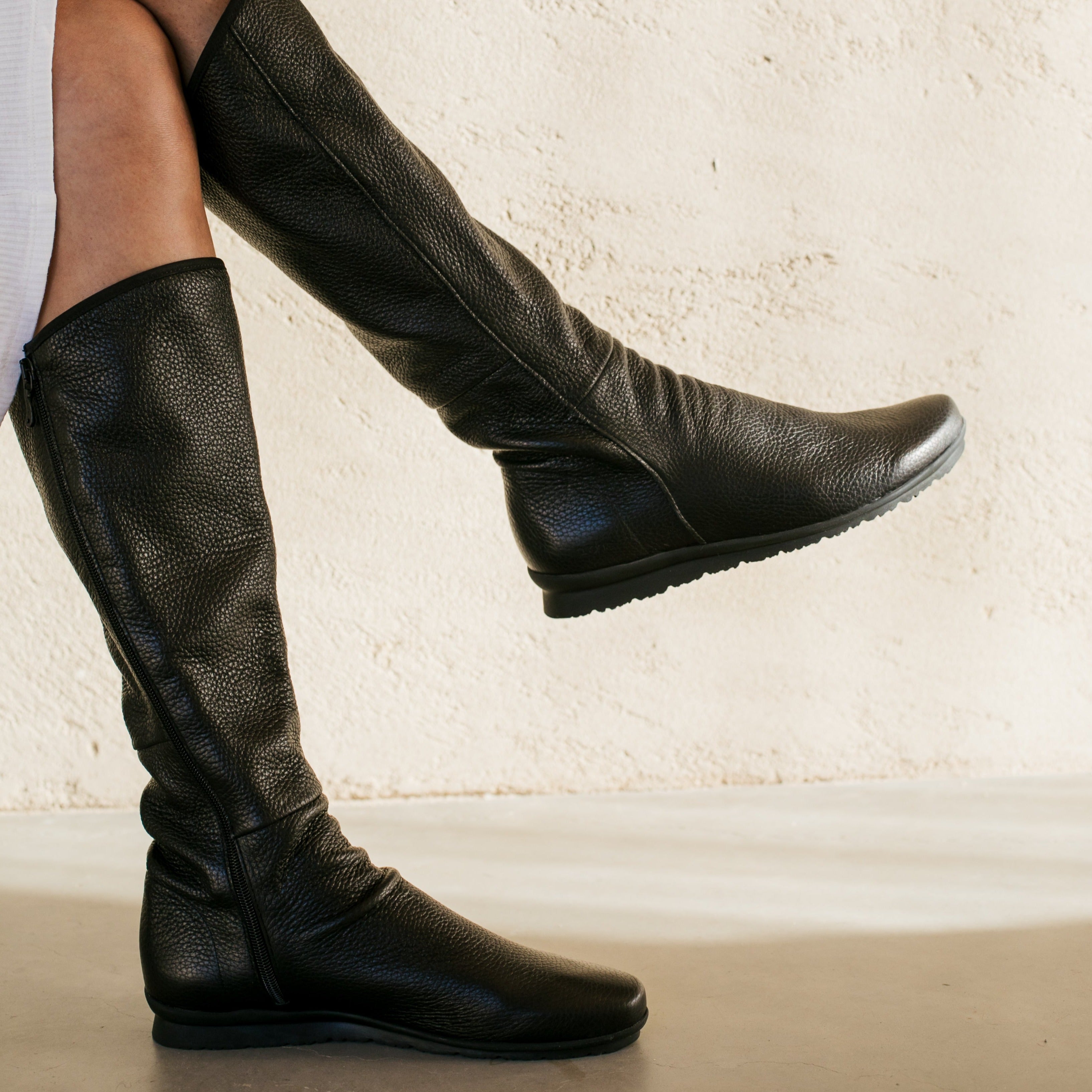 Arche / Barkya - Black