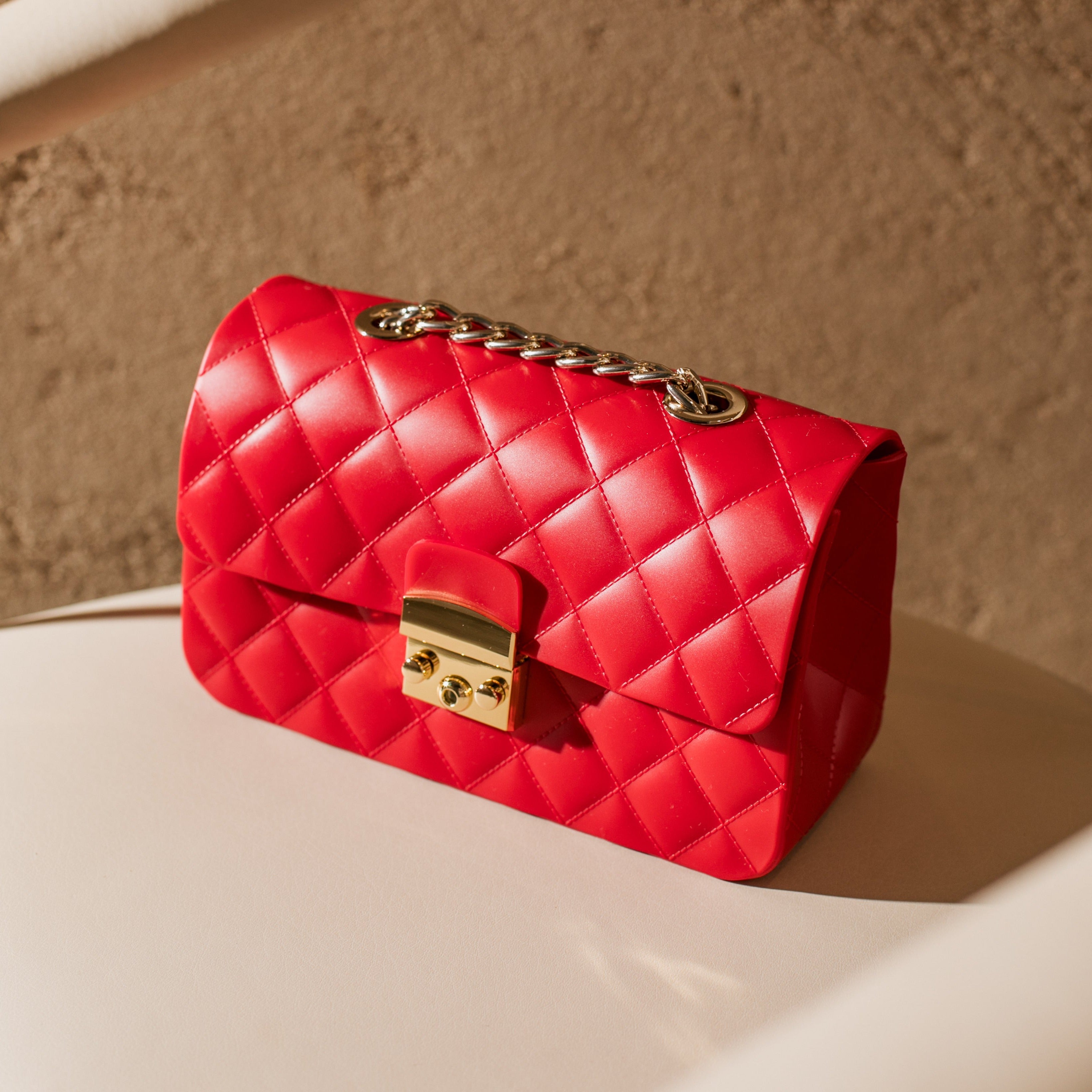 Menghi / M5009 - Red