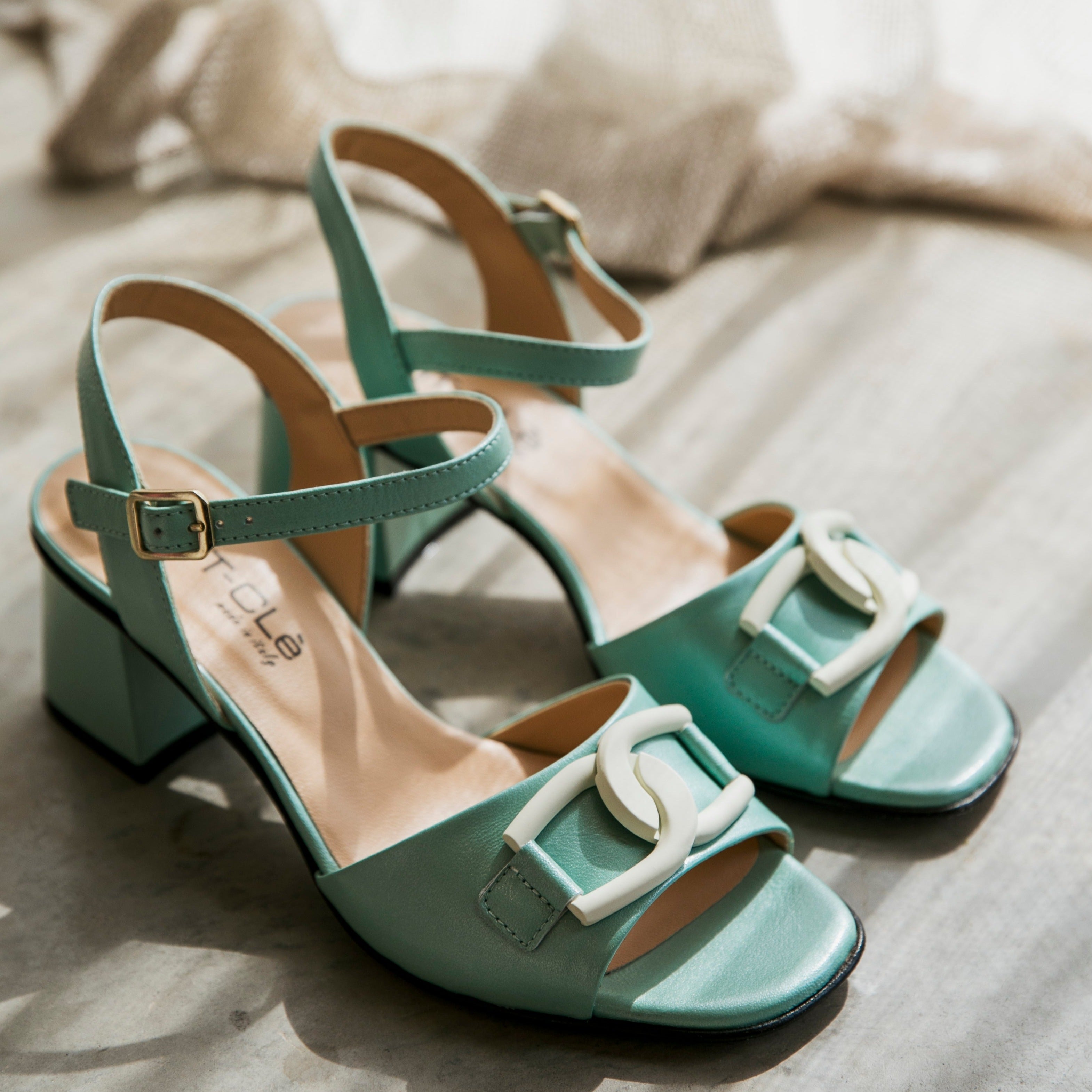 MOT-CLè / 1785 - Mint