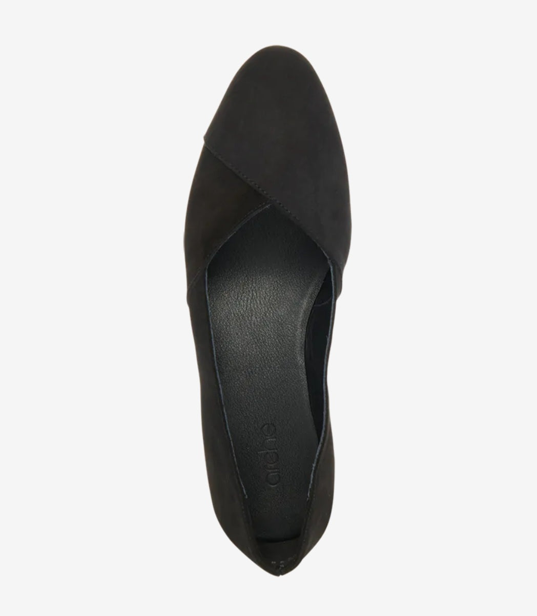 Arche / Anyssi - Black